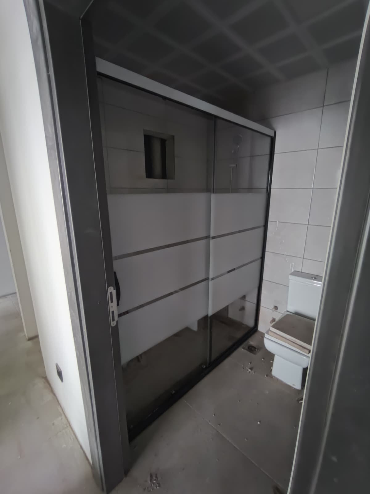 Güncel iç mimariye uyumlu net ve güçlü görünüm